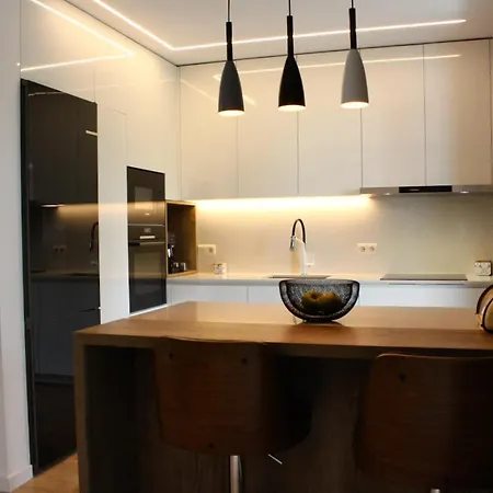 Cidade Alojamento בית הארחה *